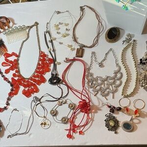 Vintage Jewelry Lot